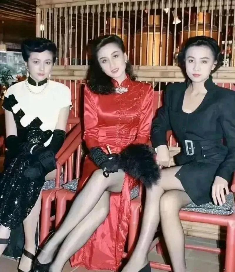 她曾被誉为港圈第一美女,年轻时有多美,看看她的合照就知道了_利智