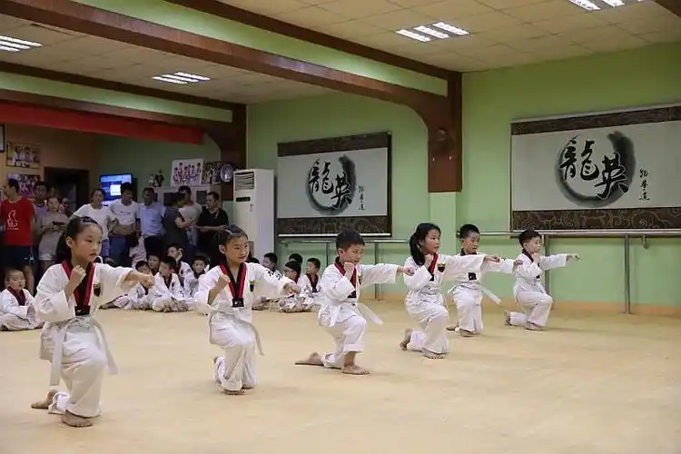 双11全球狂欢节,龙英跆拳道三北馆月卡大放送!-在线订票-互动吧