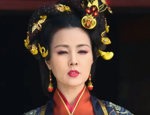 芈月传:向夫人生产王后竟做如此恶心事