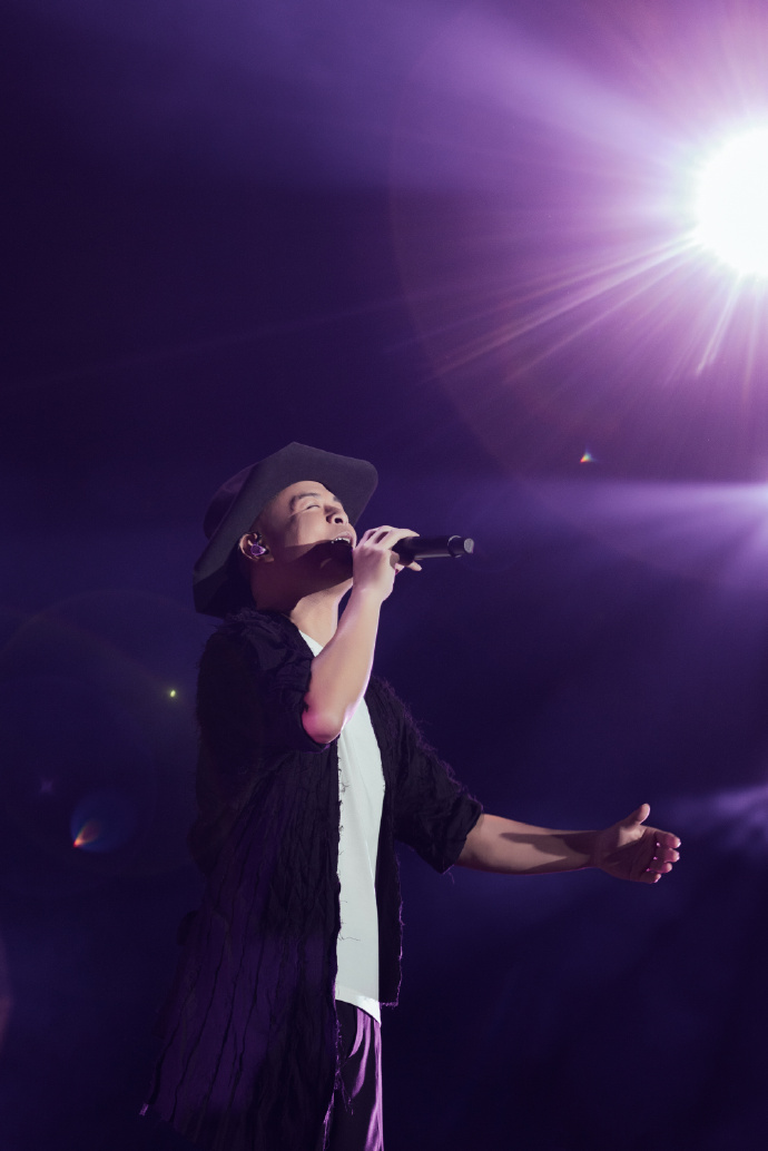 侧田演唱会上海站官宣##侧田第一秒演唱会上海站