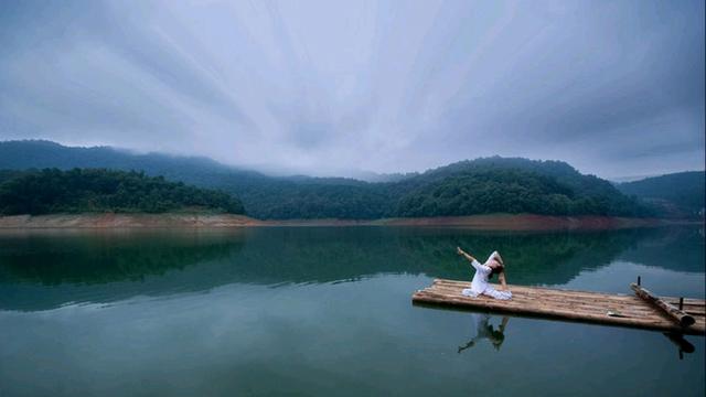 八首禅意小诗,写出人生八大境界!大彻大悟看透人生