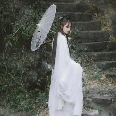 女生头像背影唯美图片 看得太透反而不快乐