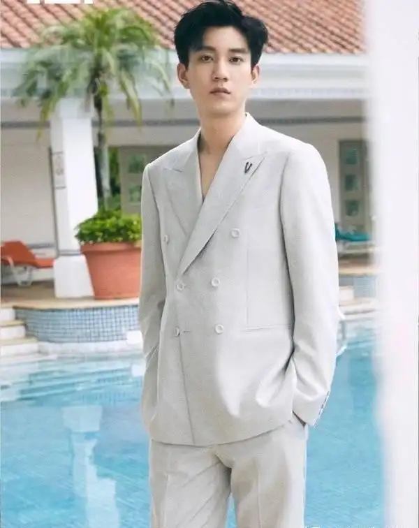 网评最帅西装男神!白敬亭第9,魏大勋输陈哲远,冠军为西装而生