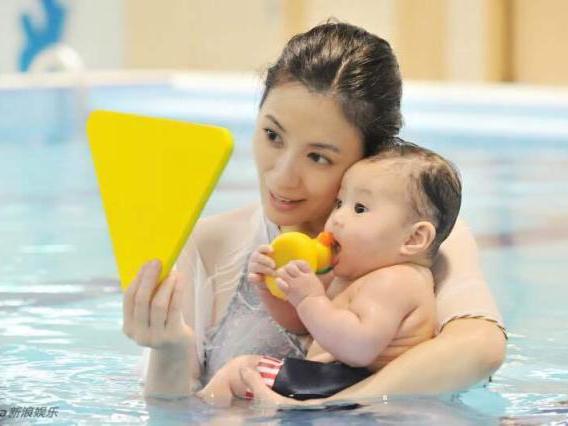 贾静雯自曝是很容易受孕的体质 不会再拼第四胎