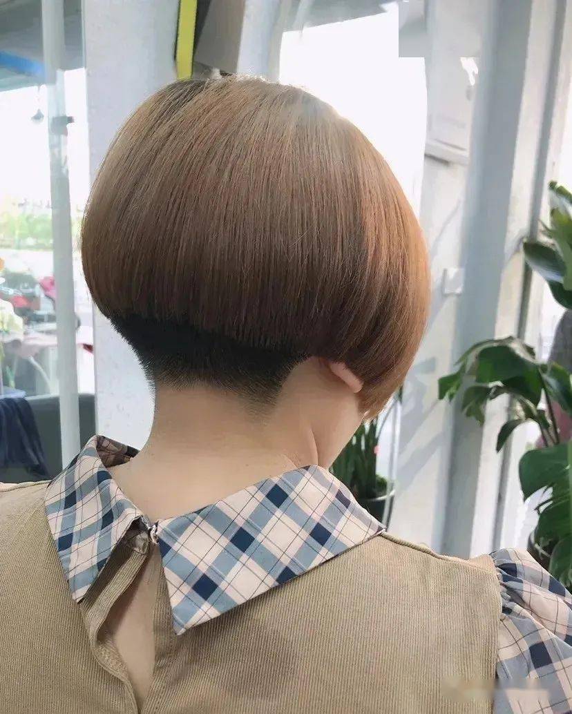 "bob头 ,百年经典,最夏天的短发_乌兰察布_内蒙古自治区_匈奴