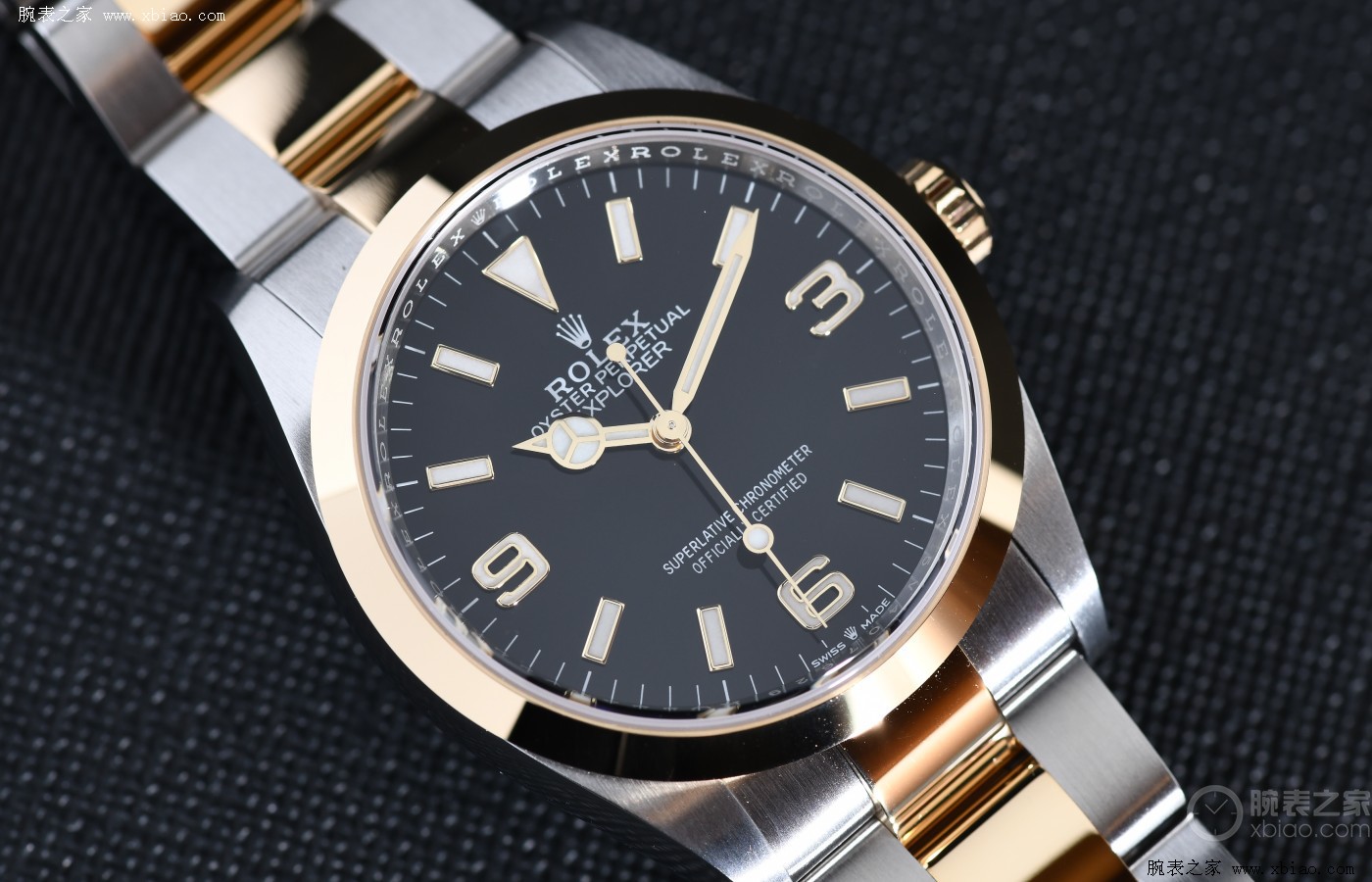 横向对比劳力士众多贵金属运动表,价格处于同类产品的"洼地"(不包括