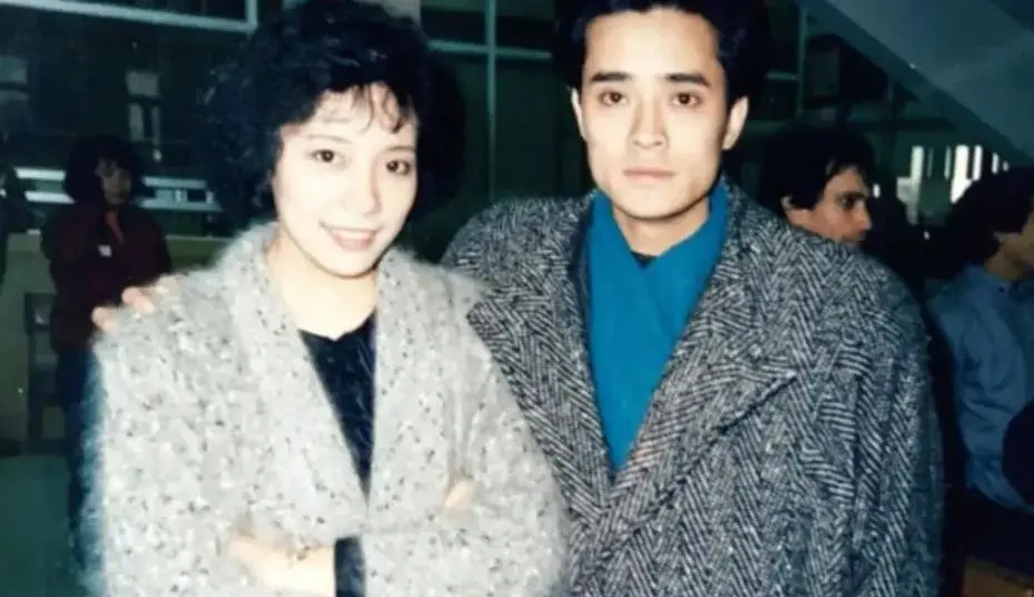 他曾红过刘欢毛宁25岁上春晚一举成名听到梅艳芳去世而猝死