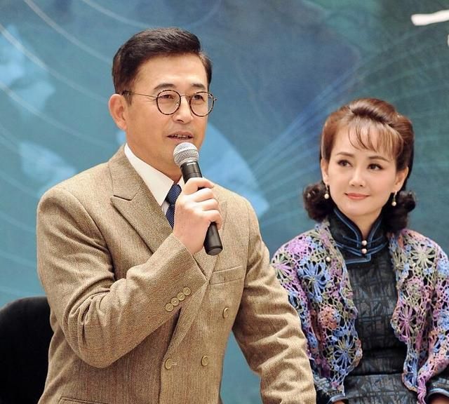 王志飞认识了比自己小15岁的张定涵三天之后便火速闪婚