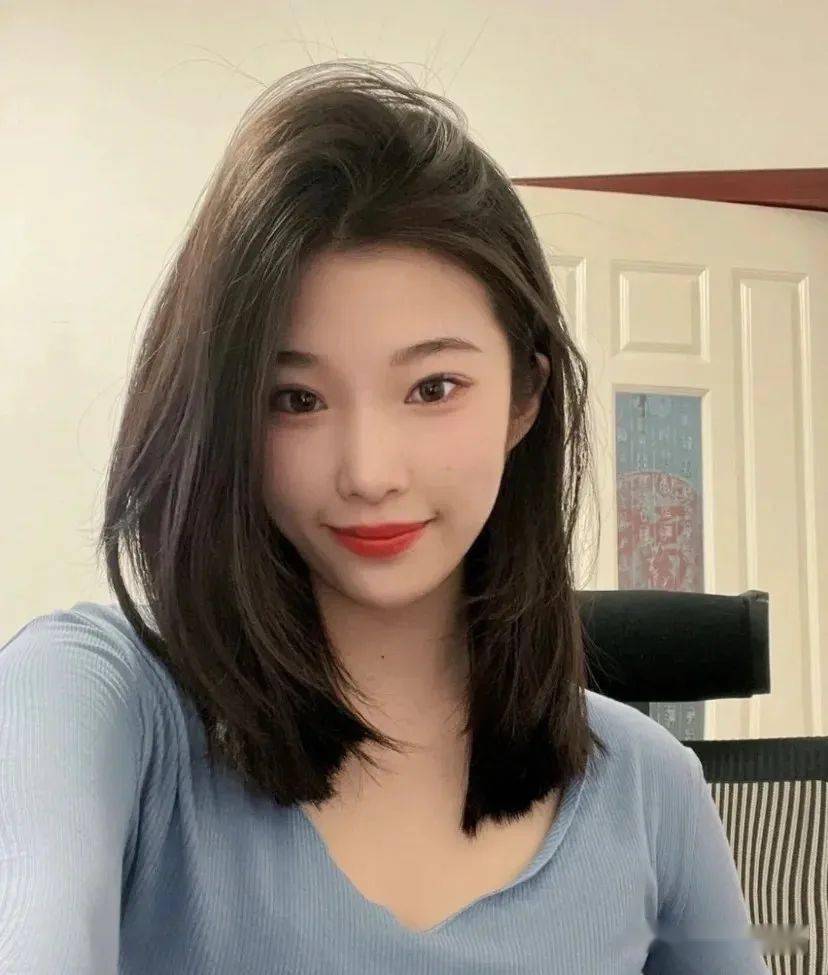 quot小姐姐锁骨发quot减龄又显嫩2022火爆了