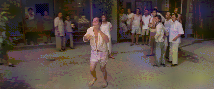 《功夫》里那个白里透红的娘炮裁缝,哭哭啼啼地喊着"会功夫也不是罪啊