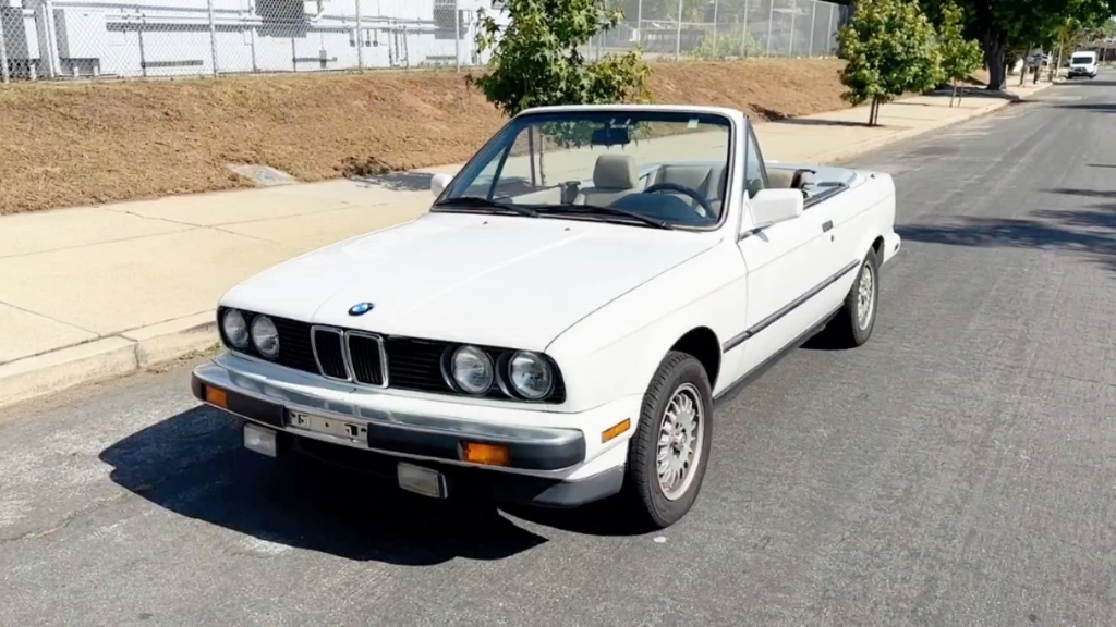 经典老车之1987年宝马325i敞篷版